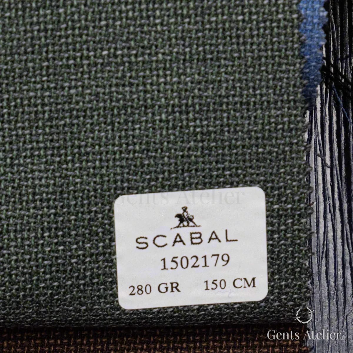 Образец ткани Scabal 1502179 с этикеткой, тёмно-зелёный меланж