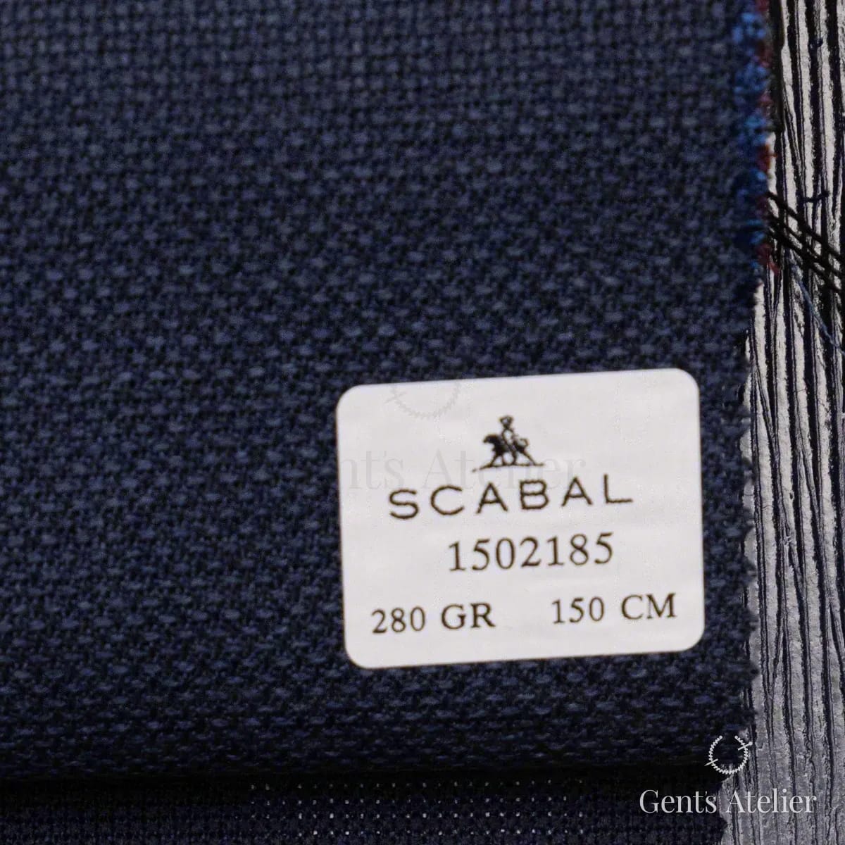 Образец ткани Scabal 1502185 с этикеткой, тёмно-синий