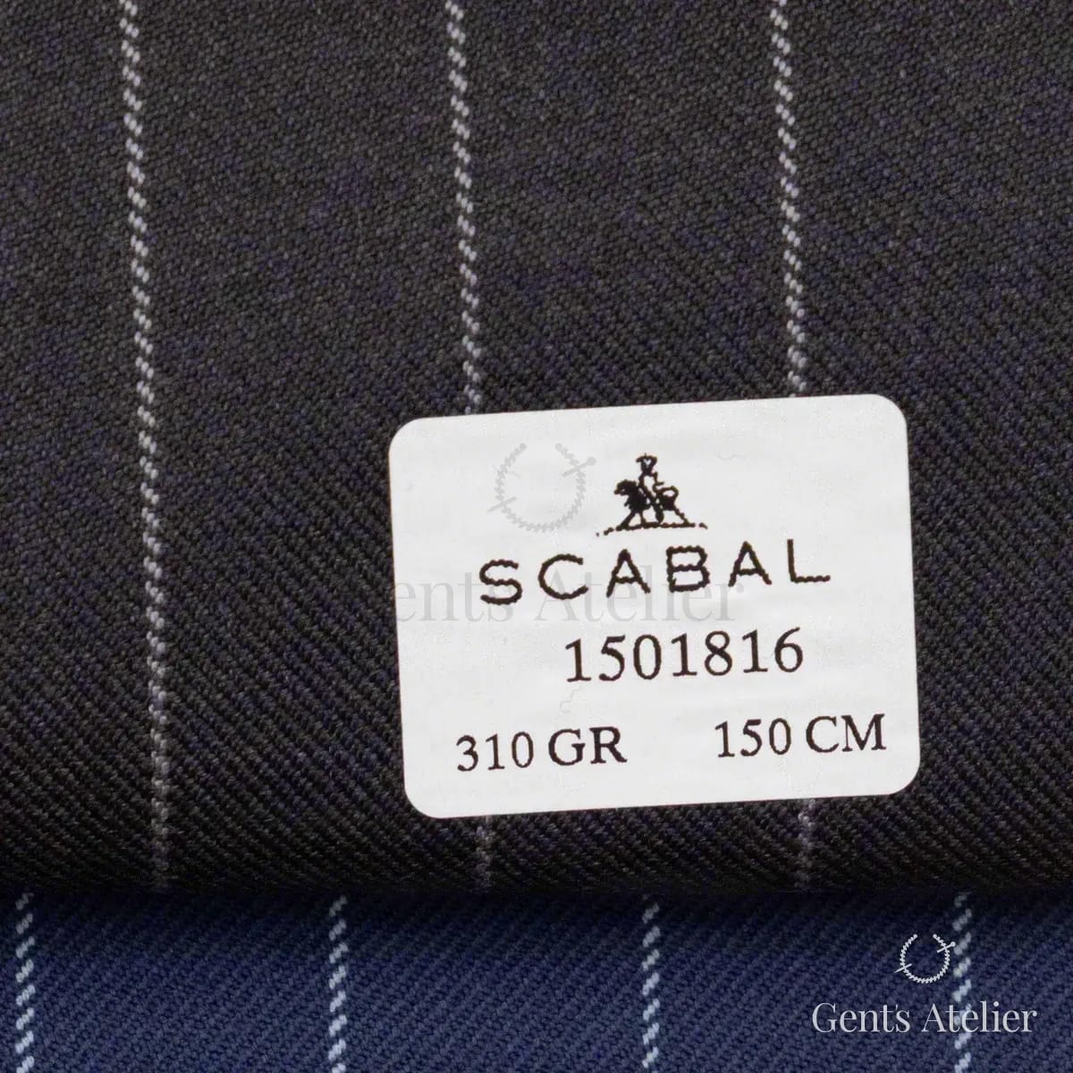 Образец ткани Scabal 1501816 с этикеткой, угольно-синий