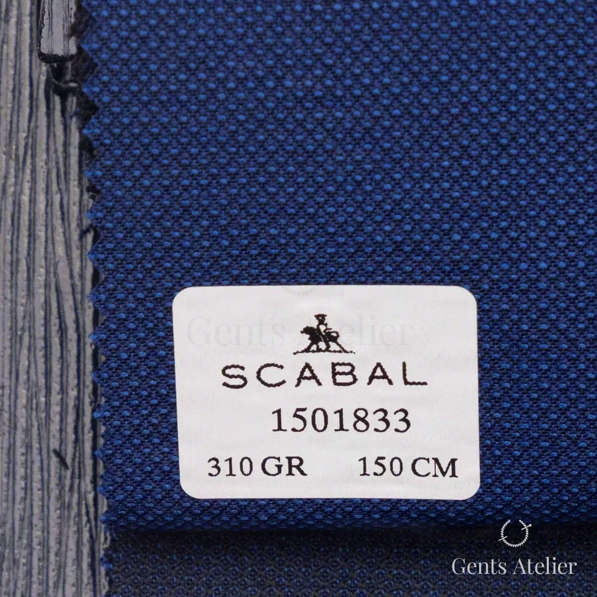Образец ткани Scabal 1501833 с этикеткой, тёмно-синий, почти чёрный, мелкий узор пике
