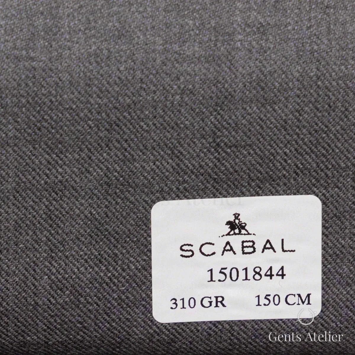 Образец ткани Scabal 1501844 с этикеткой, серый