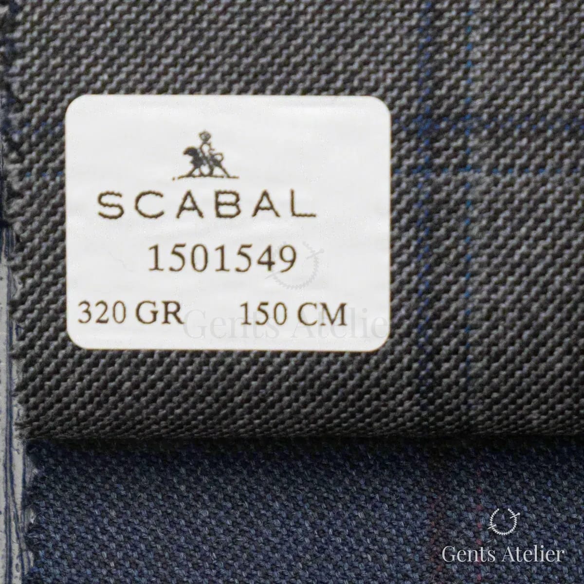 Образец ткани Scabal 1501549 с этикеткой, серый