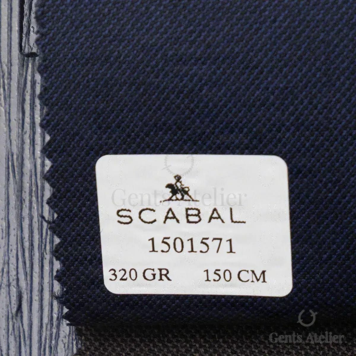 Образец ткани Scabal 1501571 с этикеткой, тёмно-синий