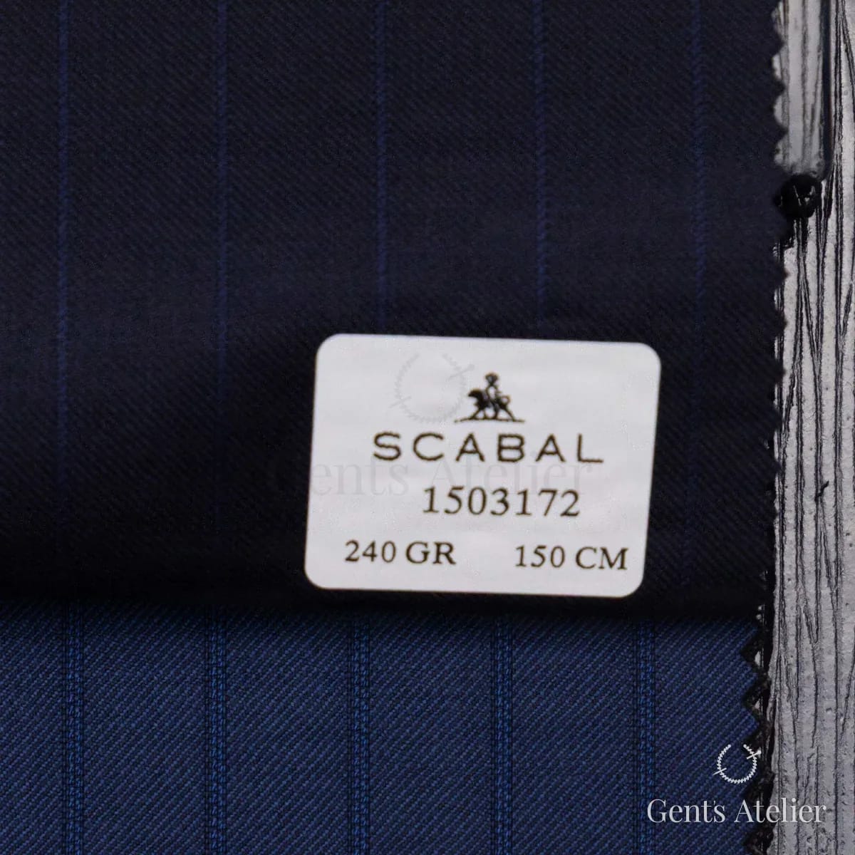 Образец ткани Scabal 1503172 с этикеткой, насыщенный тёмно-синий