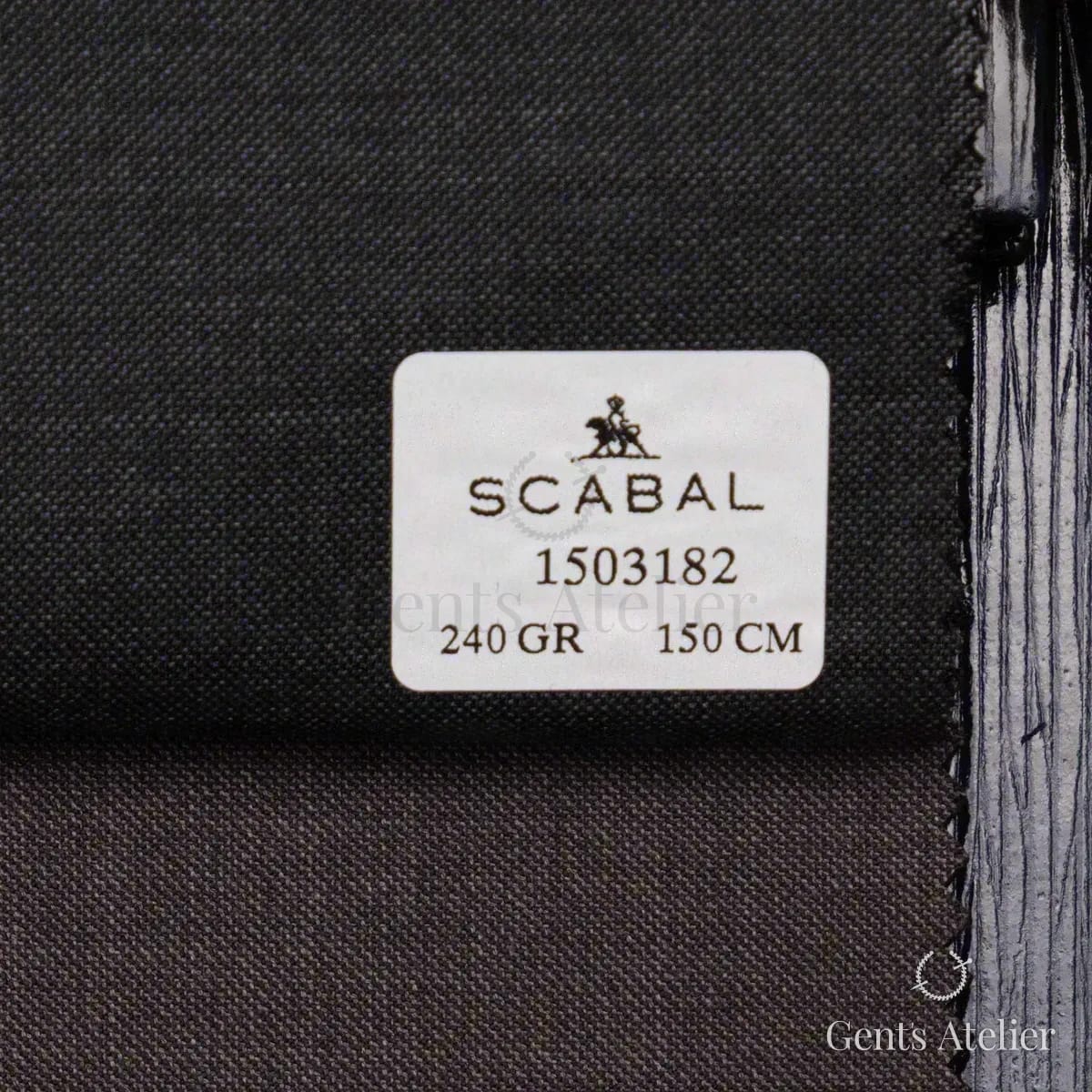 Образец ткани Scabal 1503182 с этикеткой, тёмно-серый с фиолетовым отливом