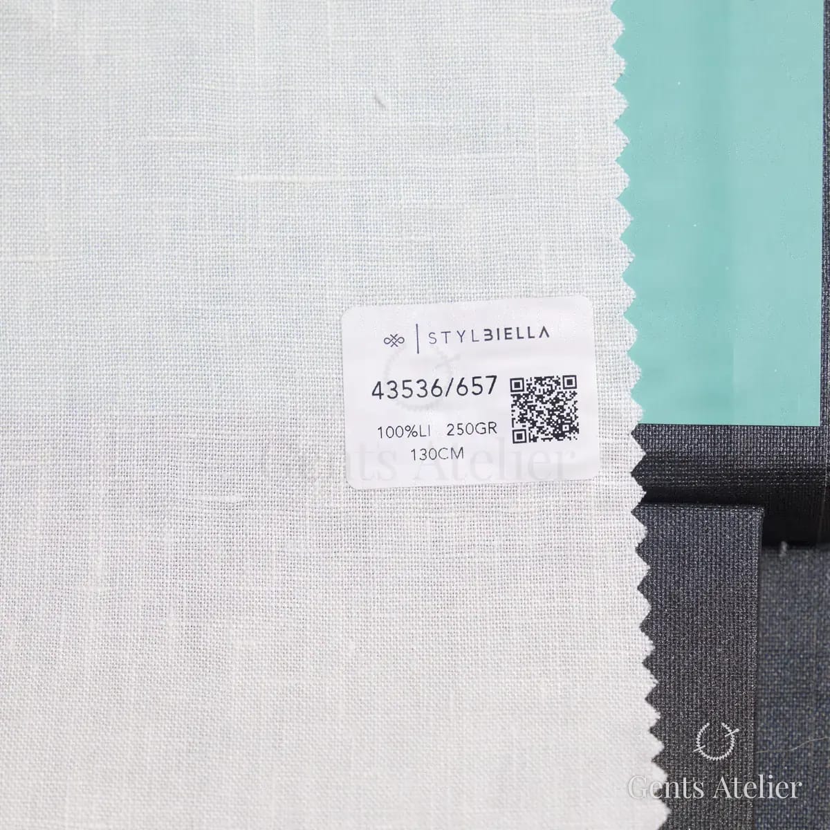 Образец ткани Stylbiella 43536/657 с этикеткой, белый