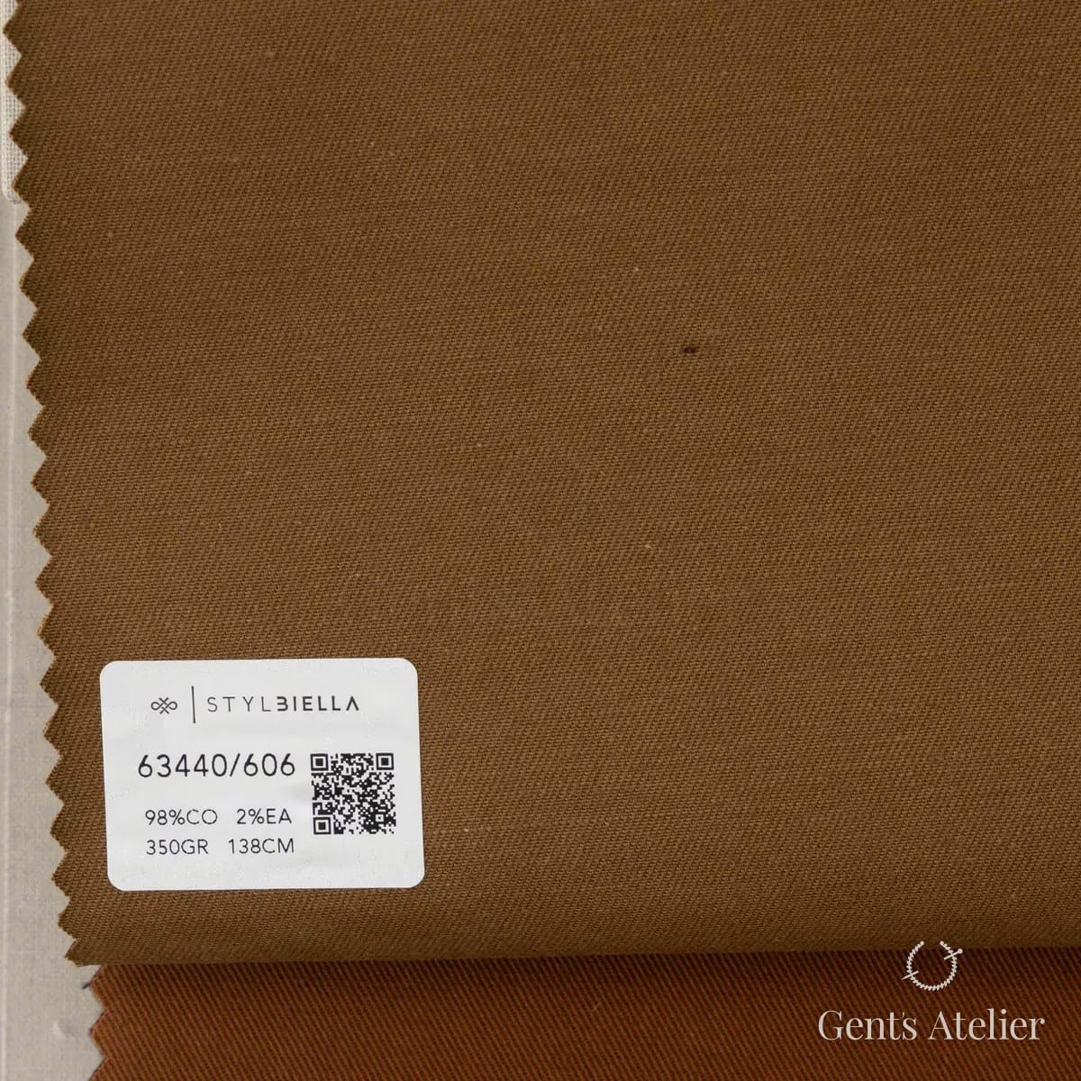 Образец ткани Stylbiella 63440/606 с этикеткой, коричневый