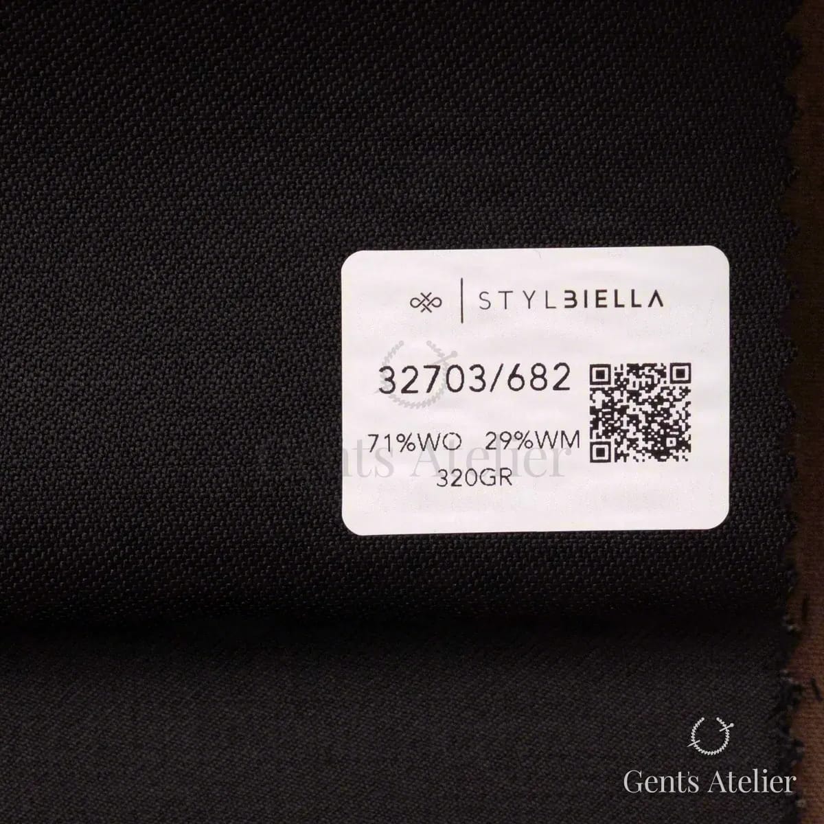 Образец ткани Stylbiella 32703/682 с этикеткой, чёрный