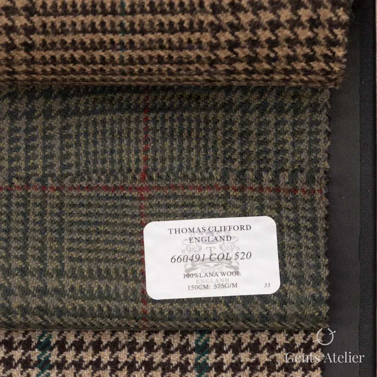 Образец ткани Thomas Clifford 660491 COL 520 с этикеткой, оливковый