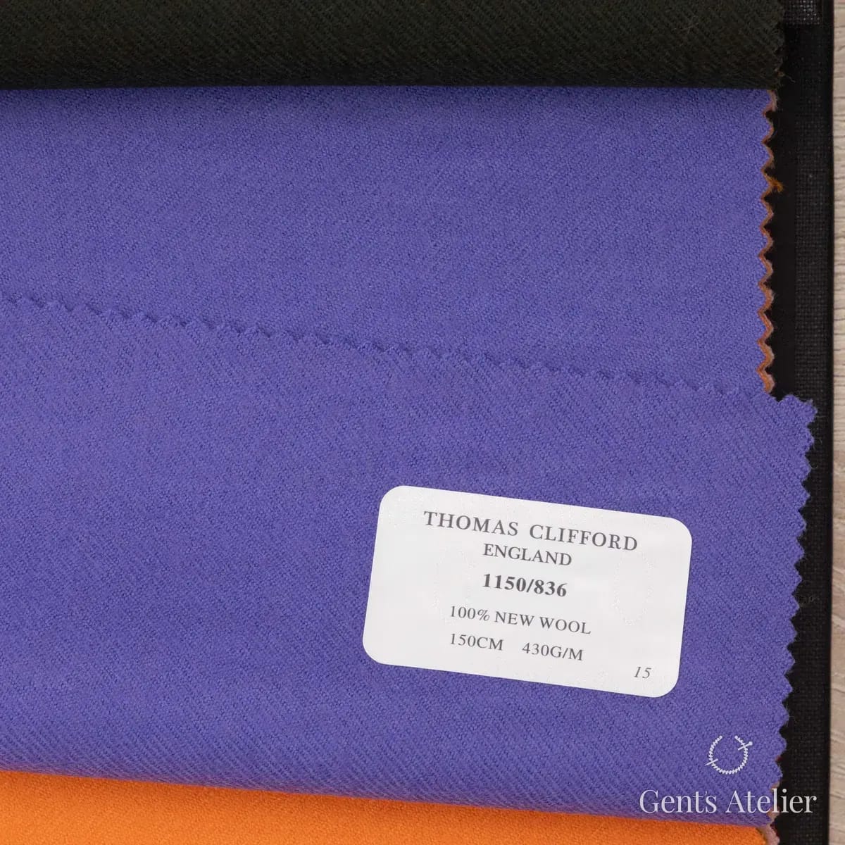 Образец ткани Thomas Clifford 1150/836 с этикеткой, сиреневый