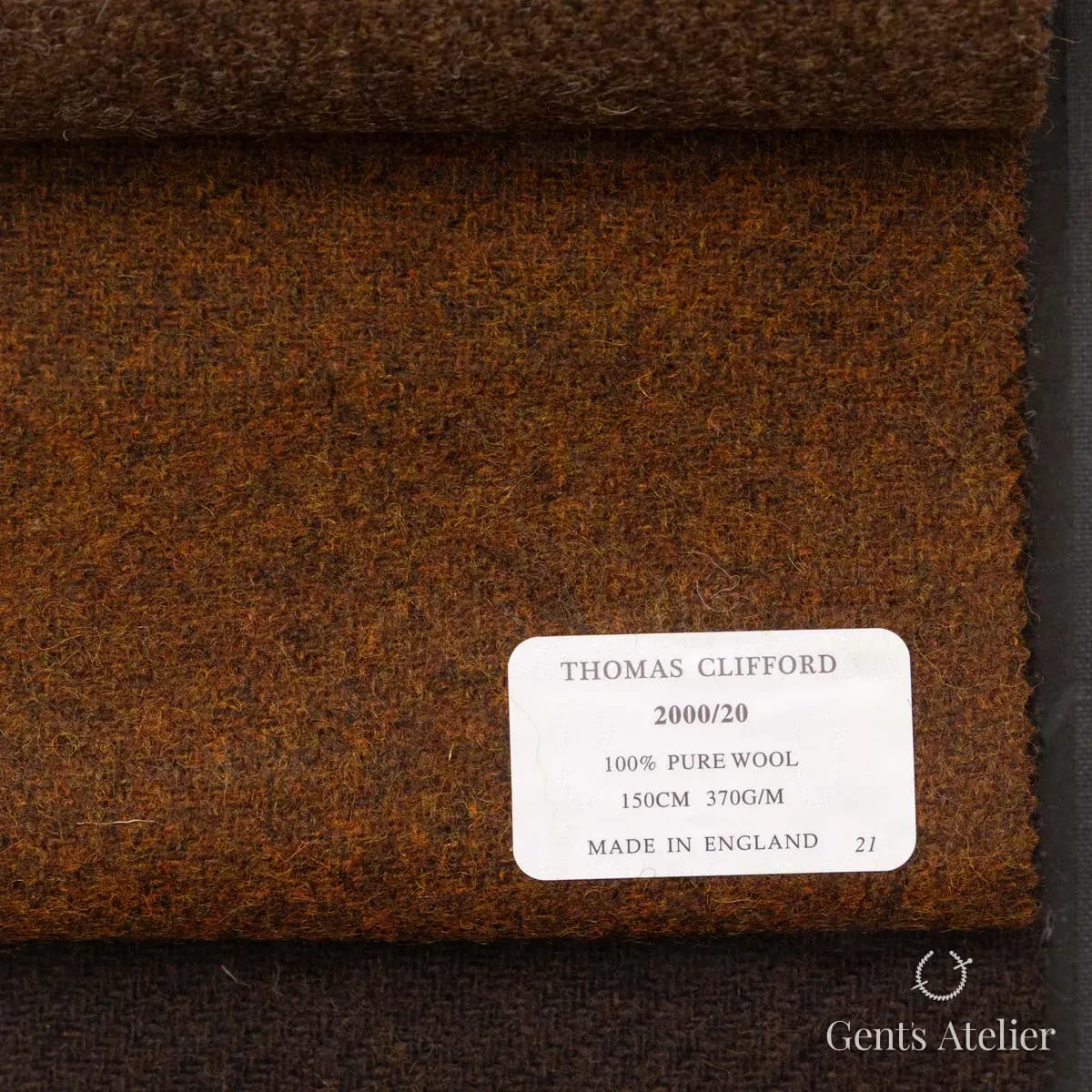 Образец ткани Thomas Clifford 2000/20 с этикеткой, коричневый