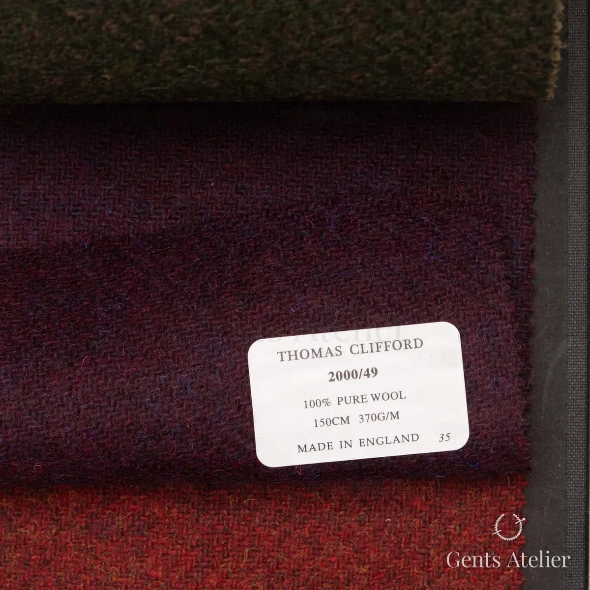 Образец ткани Thomas Clifford 2000/49 с этикеткой, бордовый