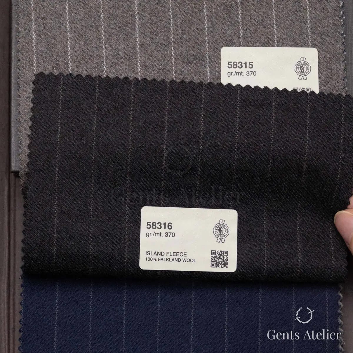 Образец ткани Ermenegildo Zegna 58316 с этикеткой, чёрный