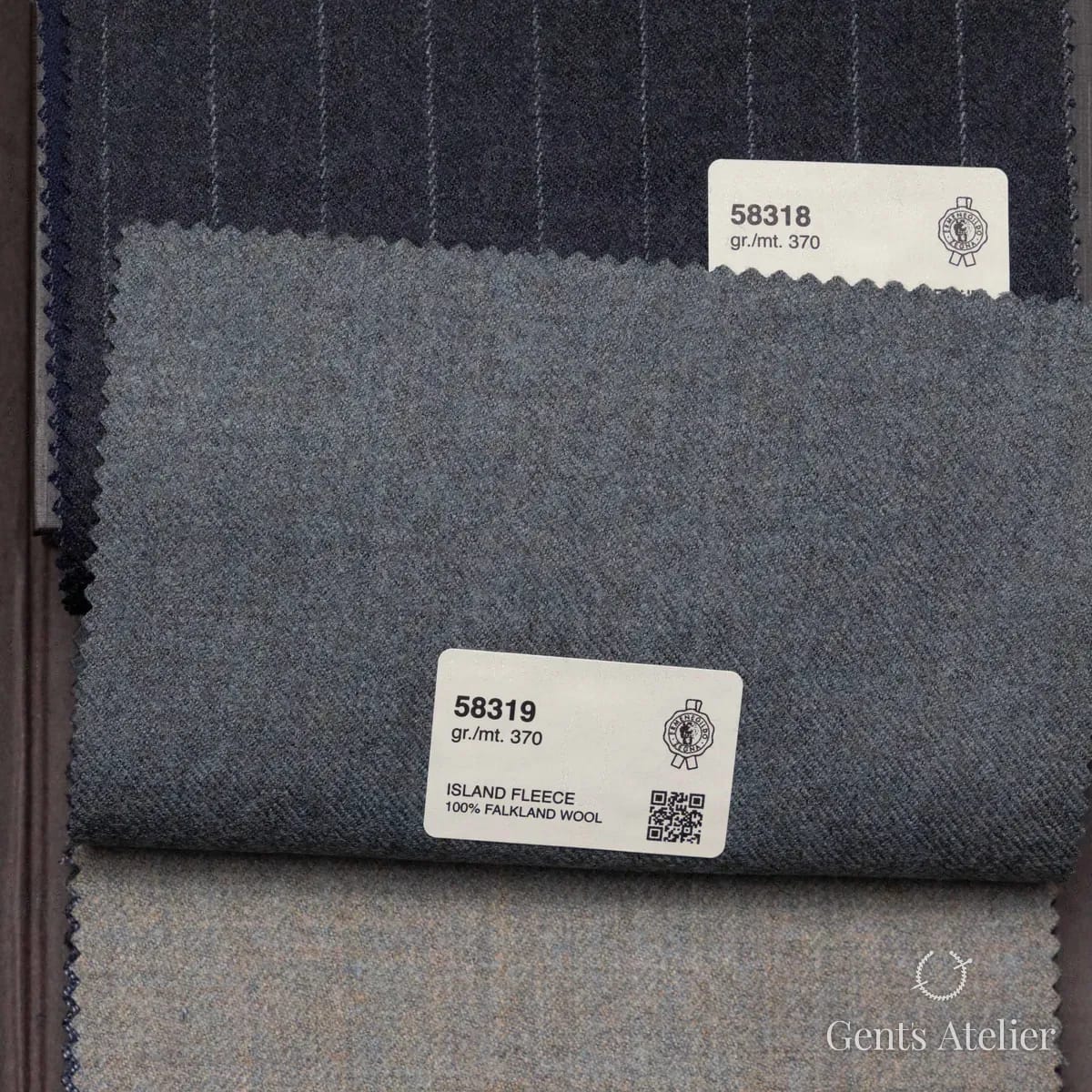 Образец ткани Ermenegildo Zegna 58319 с этикеткой, серый