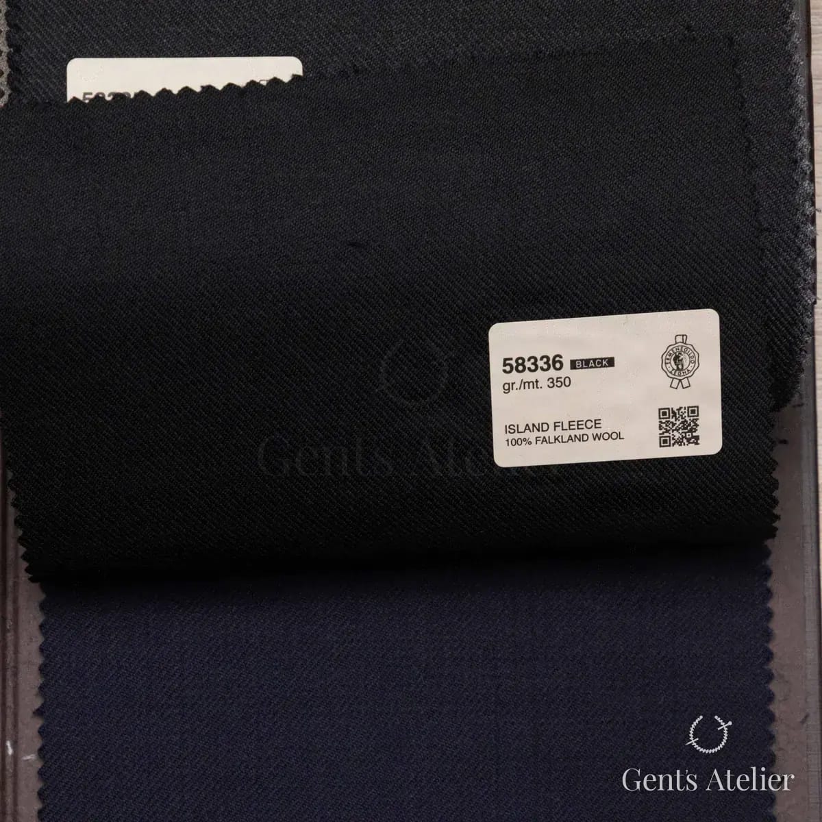 Образец ткани Ermenegildo Zegna 58336 с этикеткой, чёрный