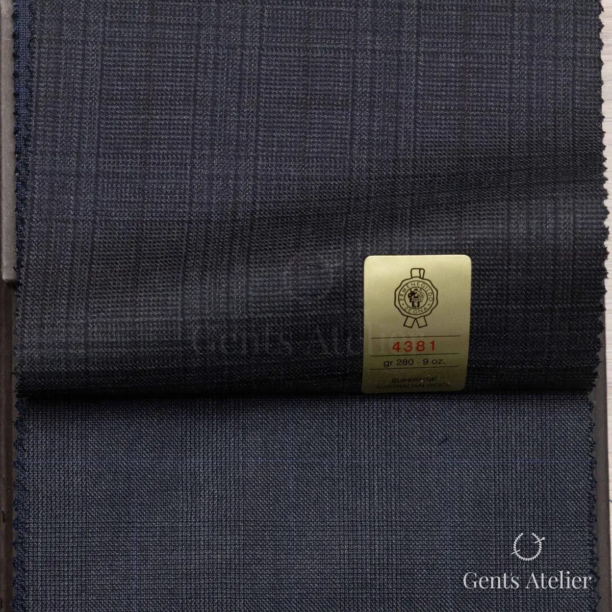 Образец ткани Ermenegildo Zegna 4381 с этикеткой, тёмно-синий
