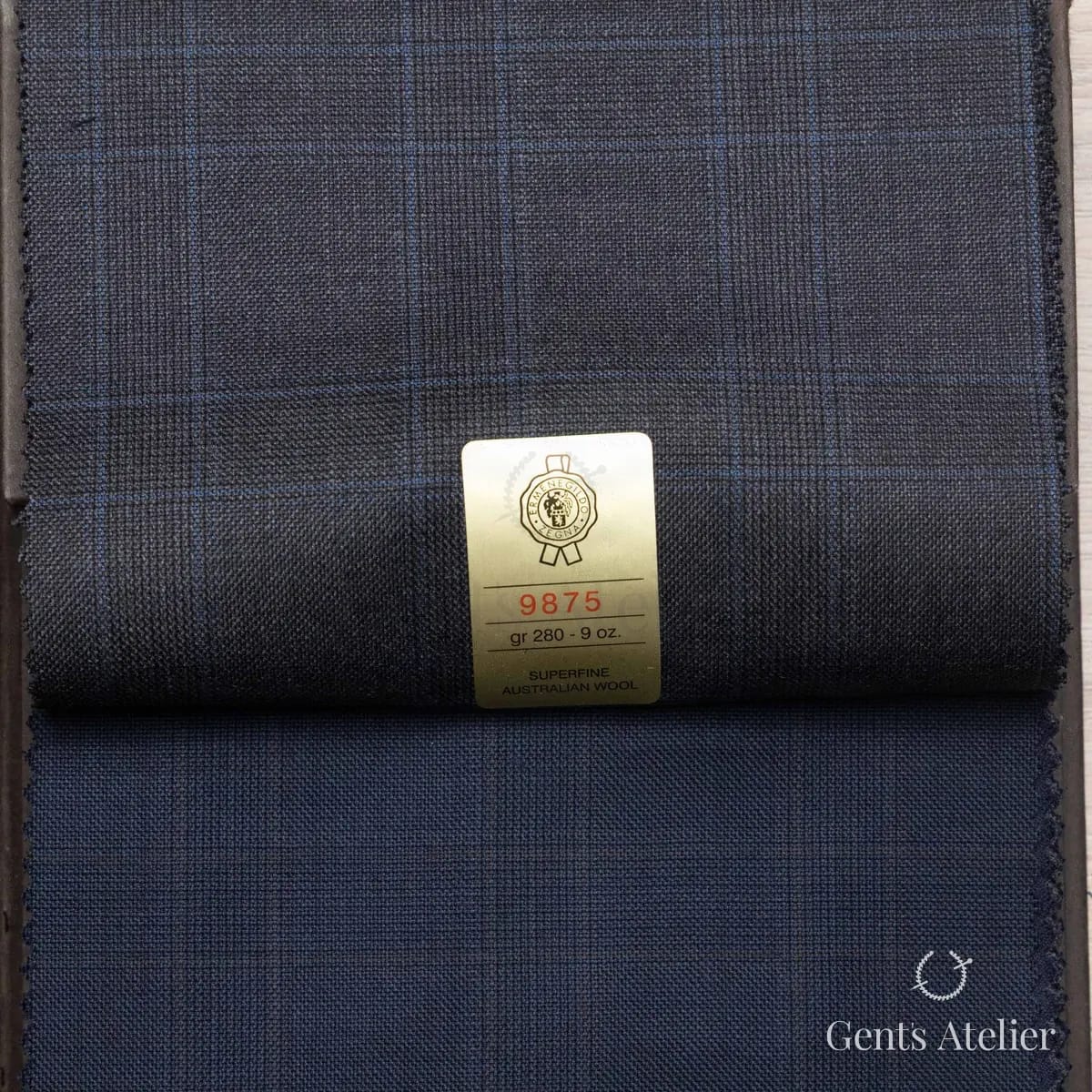 Образец ткани Ermenegildo Zegna 9875 с этикеткой, тёмно-синий
