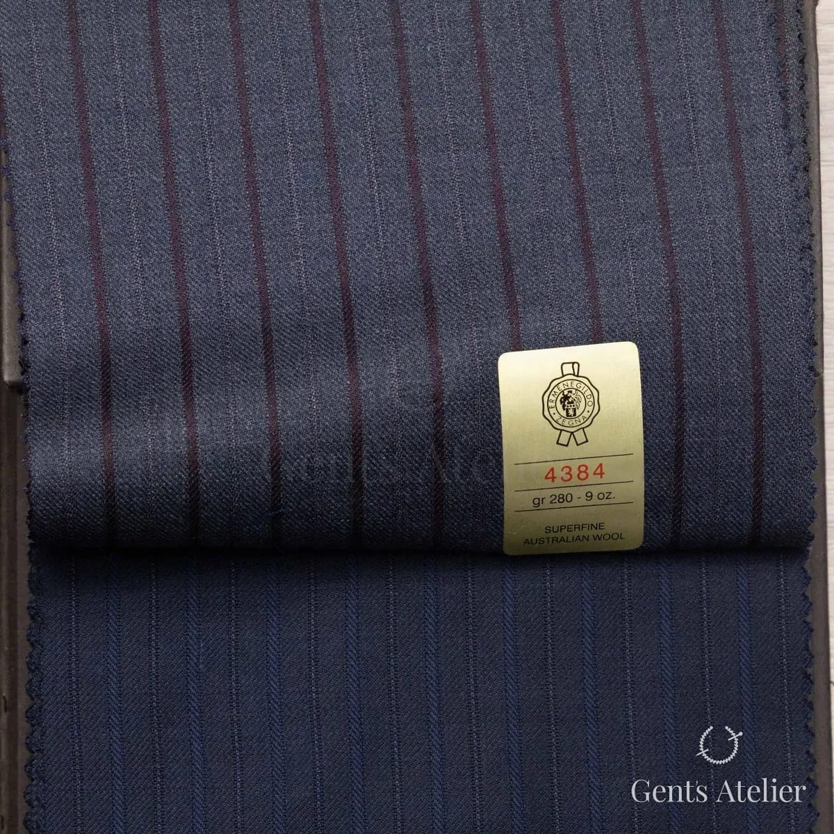 Образец ткани Ermenegildo Zegna 4384 с этикеткой, синий
