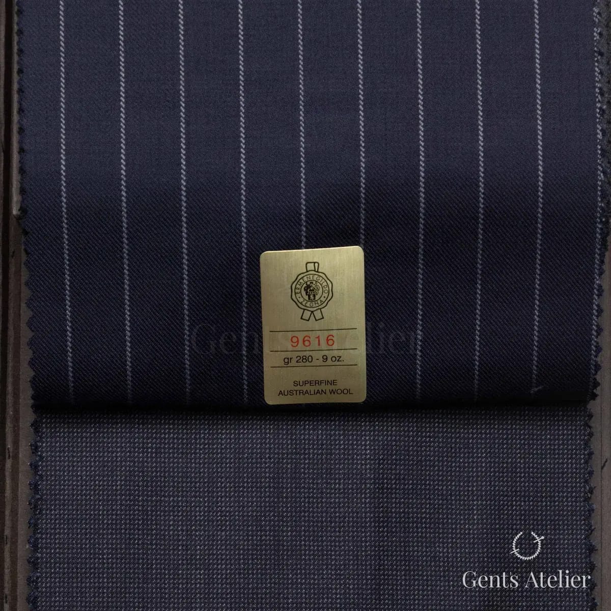 Образец ткани Ermenegildo Zegna 9616 с этикеткой, тёмно-синий