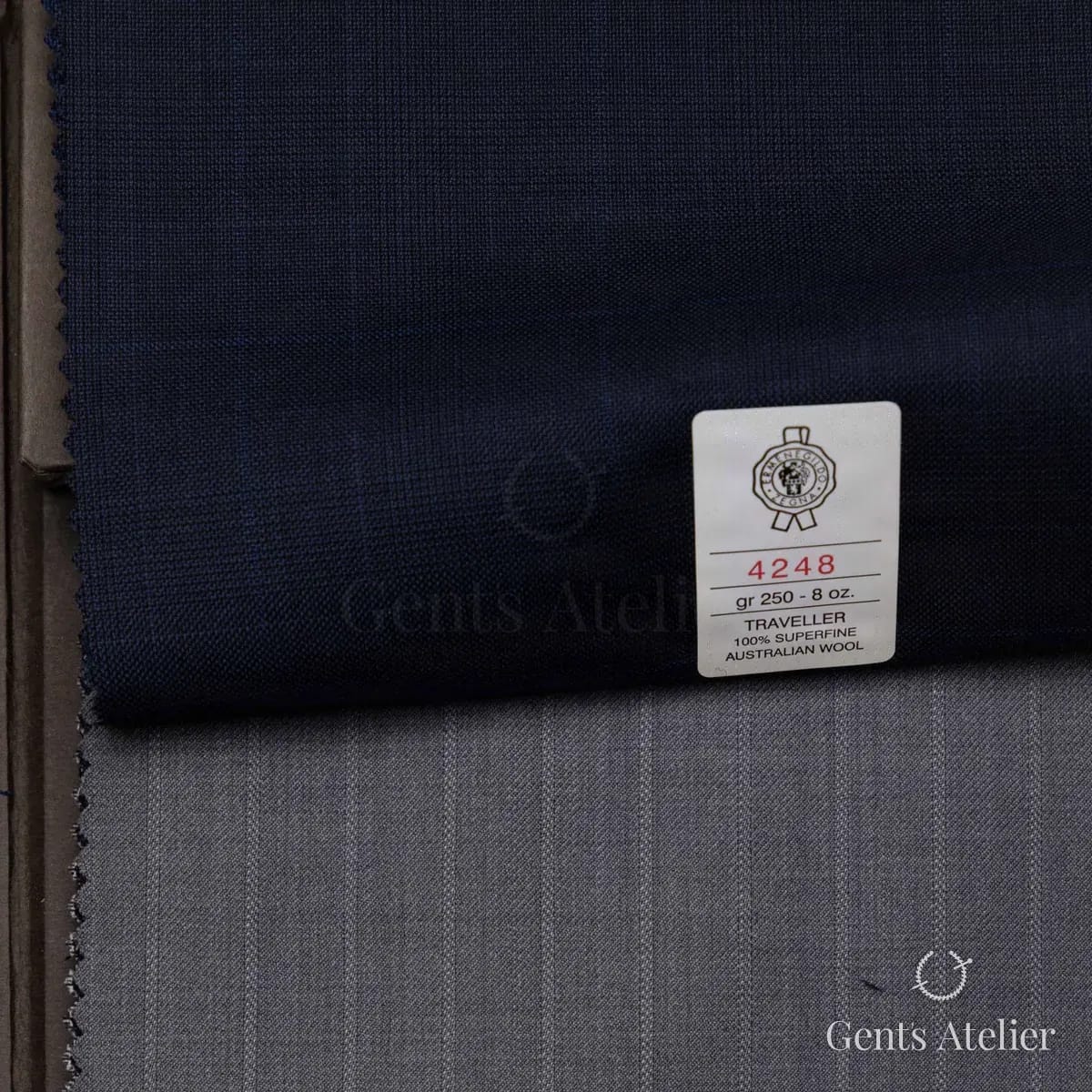 Образец ткани Ermenegildo Zegna 4248 с этикеткой, тёмно-синий