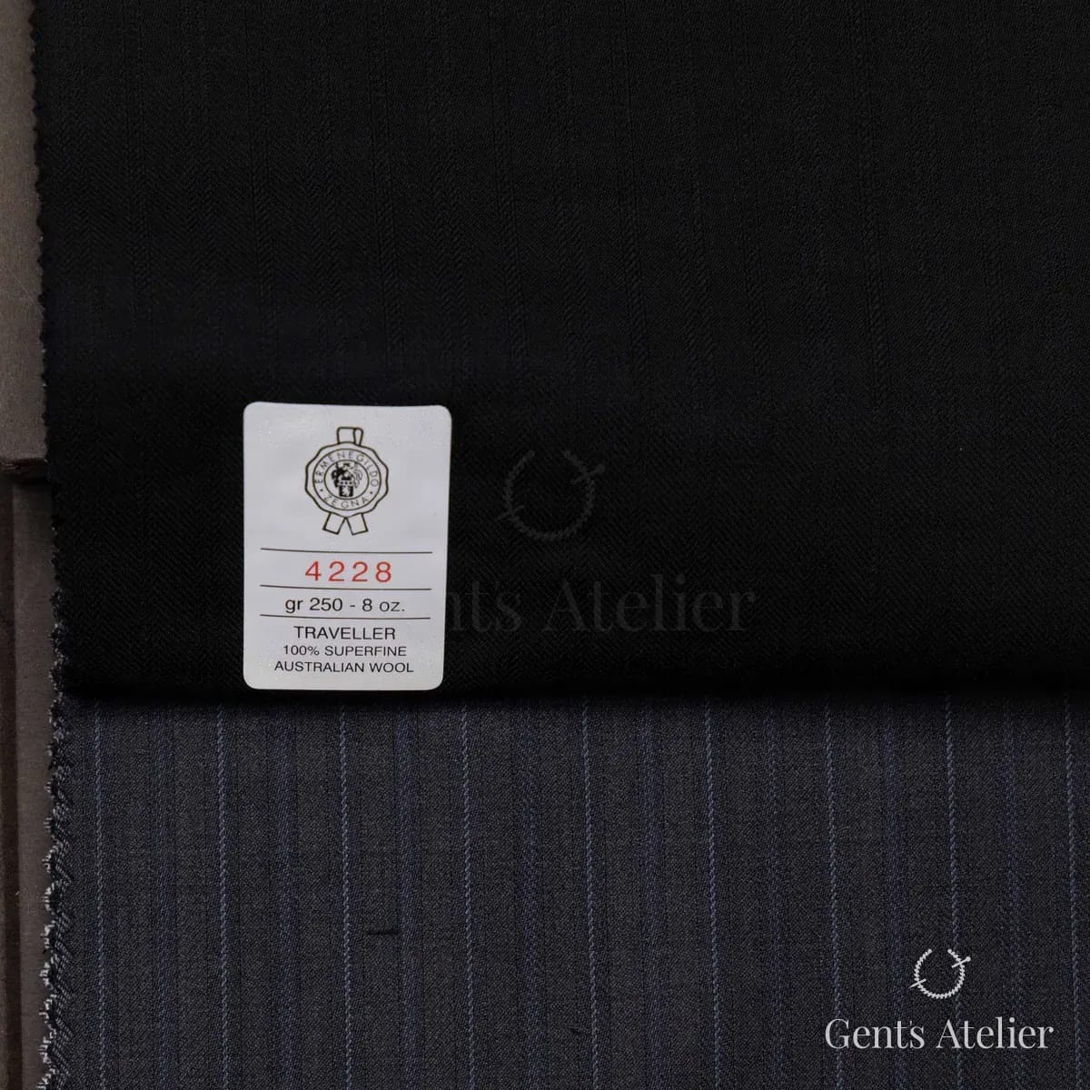 Образец ткани Ermenegildo Zegna 4228 с этикеткой, чёрный