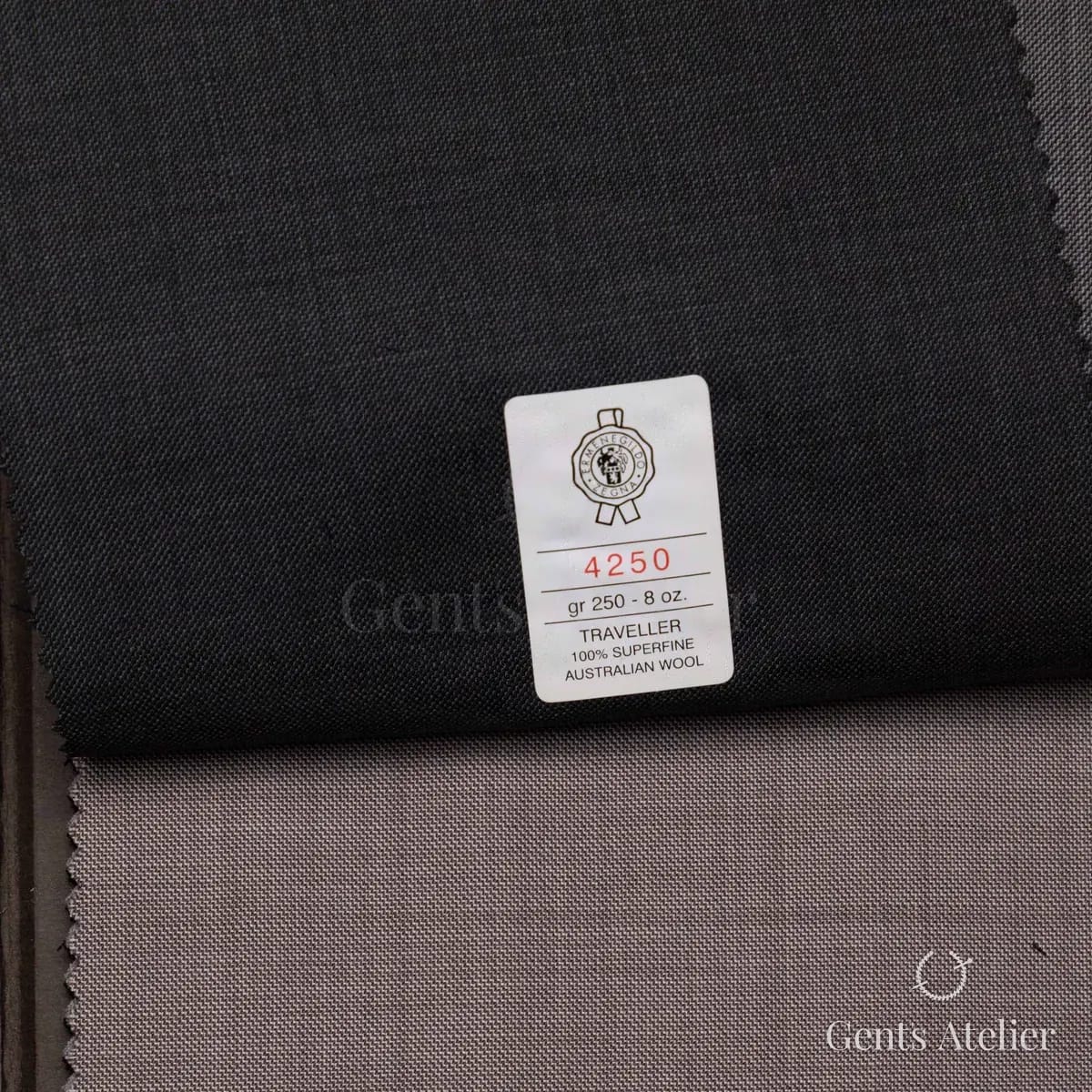 Образец ткани Ermenegildo Zegna 4250 с этикеткой, тёмно-антрацитовый