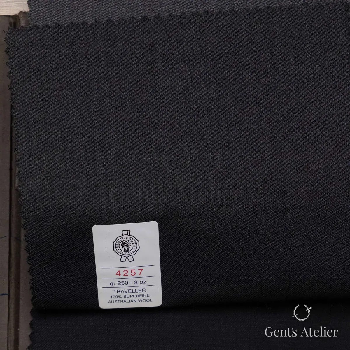 Образец ткани Ermenegildo Zegna 4257 с этикеткой, антрацит