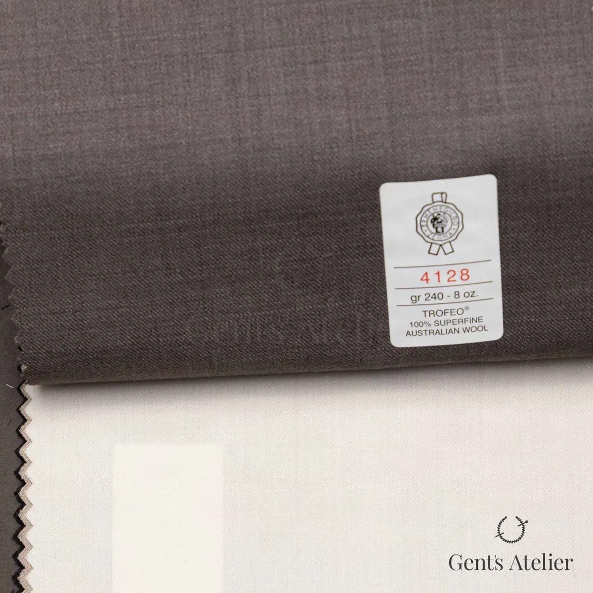 Образец ткани Ermenegildo Zegna 4128 с этикеткой, тёмно-коричневый