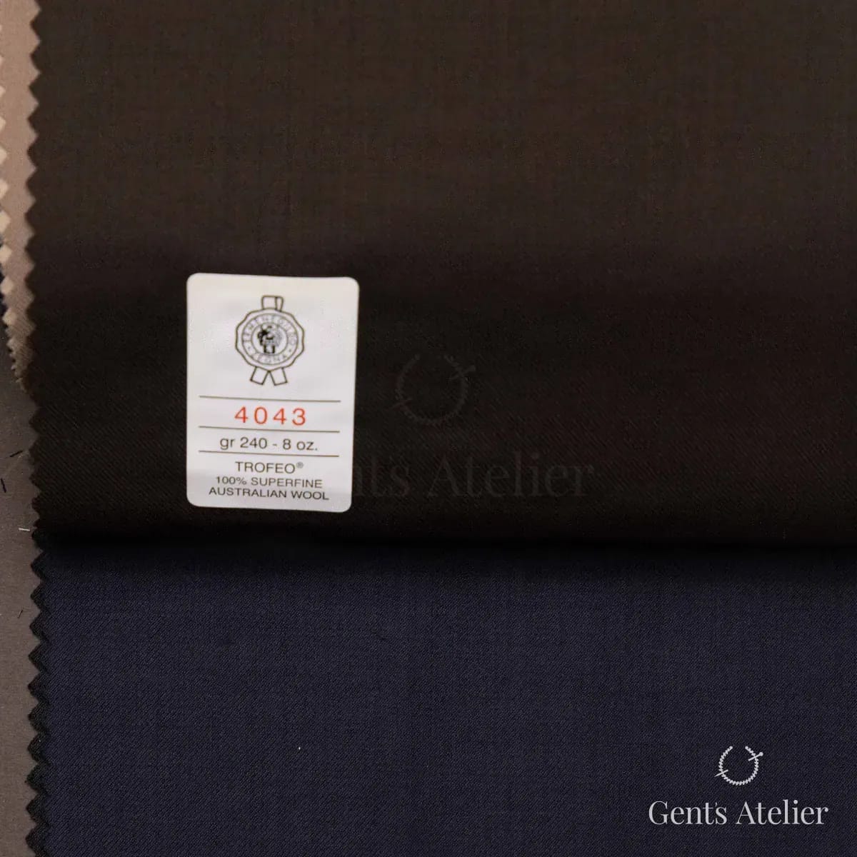 Образец ткани Ermenegildo Zegna 4043 с этикеткой, тёмно-коричневый
