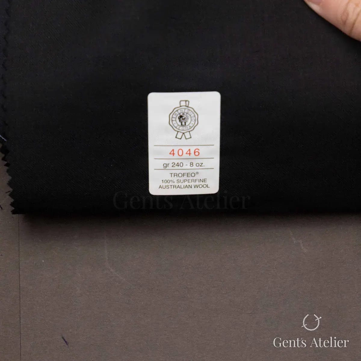 Образец ткани Ermenegildo Zegna 4046 с этикеткой, чёрный