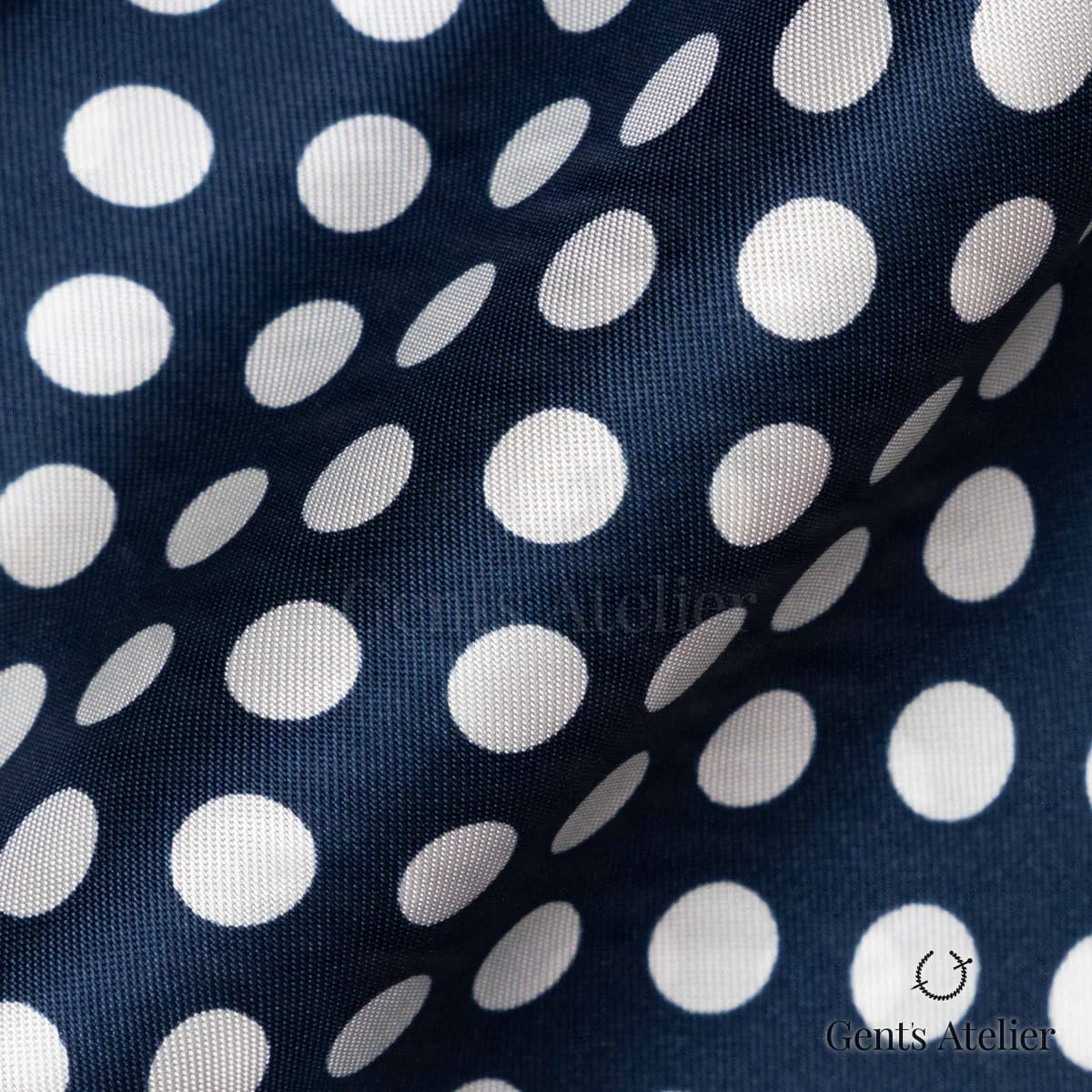 Драпировка ткани Gladson 360105 Navy - C крупным планом