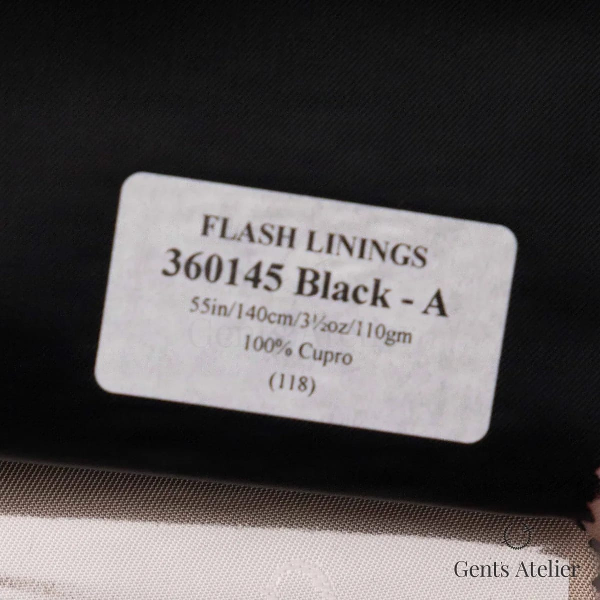 Образец ткани Gladson 360145 Black - A с этикеткой, чёрный, однотонная саржевая подкладка