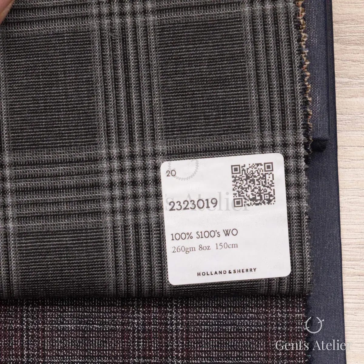 Образец ткани Holland & Sherry 2323019 с этикеткой, серый