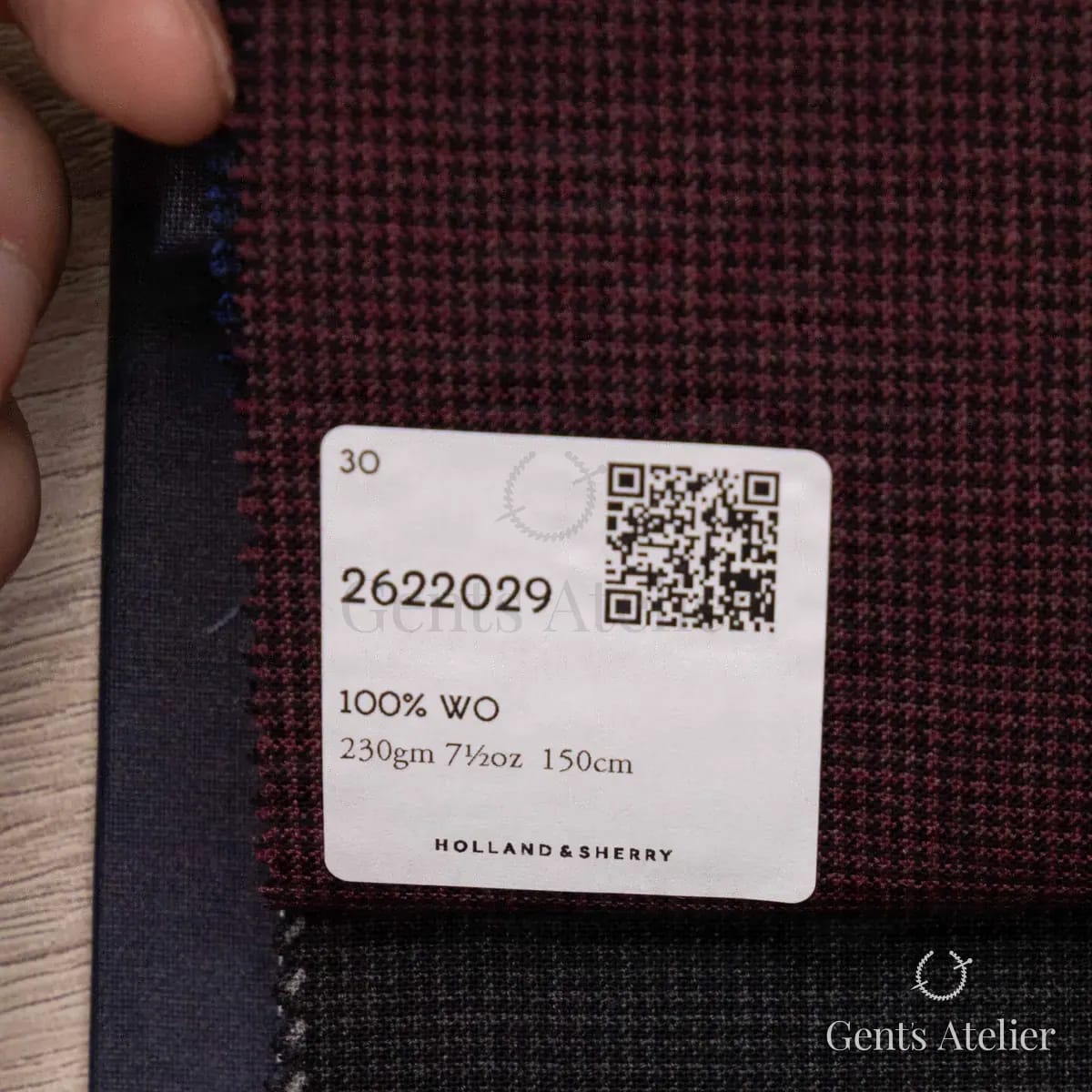 Образец ткани Holland & Sherry 2622029 с этикеткой, бордовый
