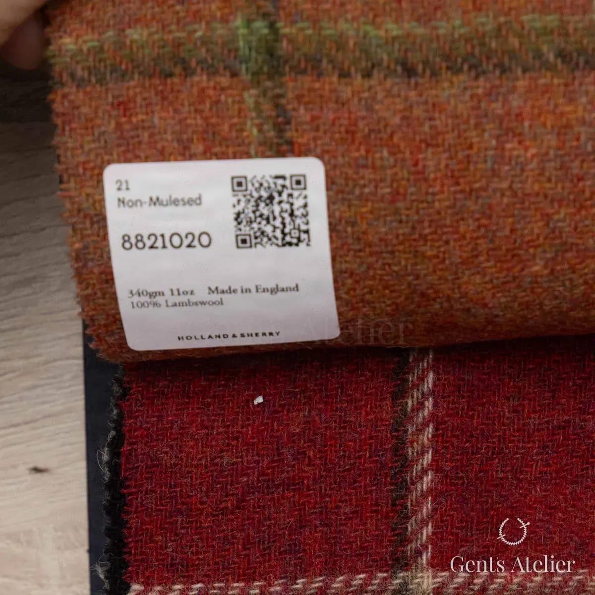 Образец ткани Holland & Sherry 8821020 с этикеткой, оранжевый