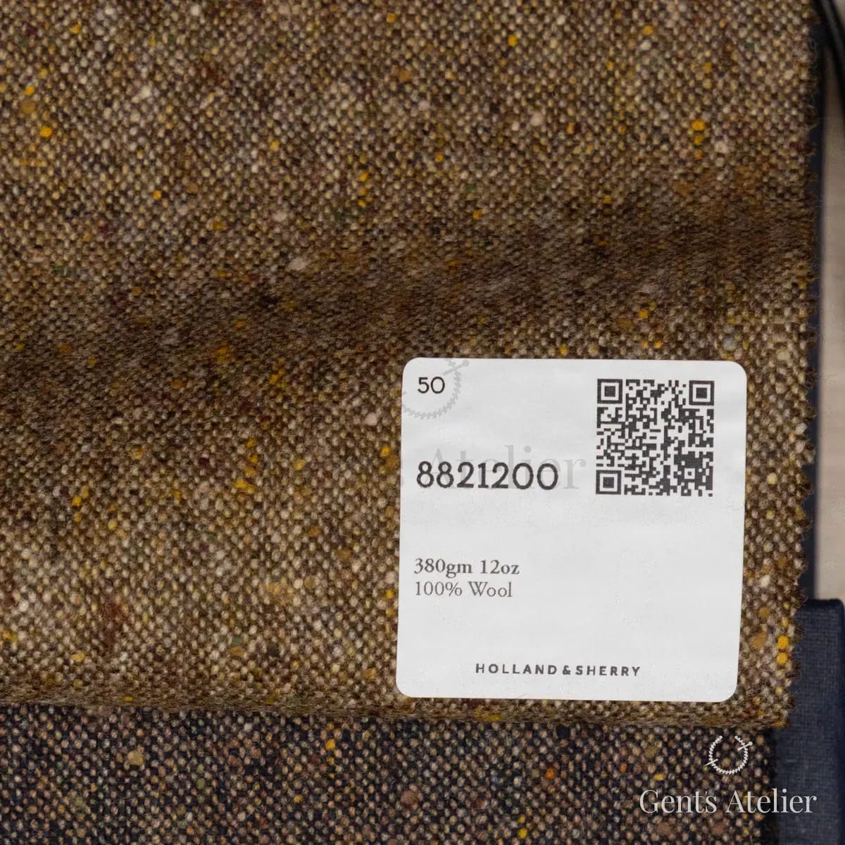Образец ткани Holland & Sherry 8821200 с этикеткой, коричневый