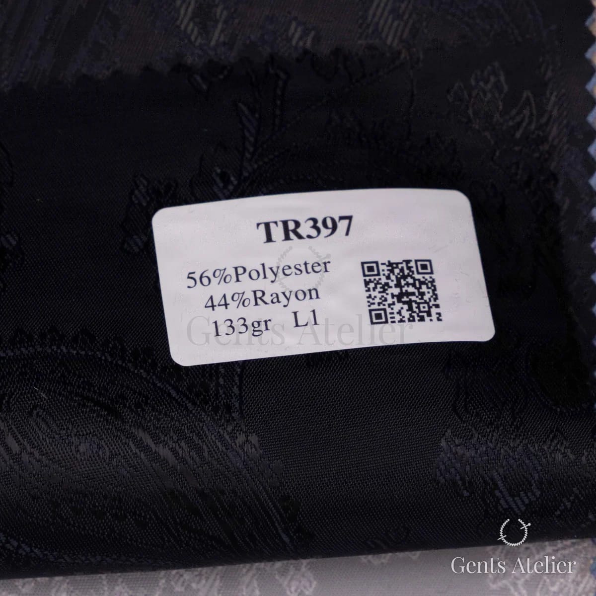 Образец ткани Linings Tone on Tone TR397 с этикеткой, почти чёрный сине-графитовый, пейсли тон в тон