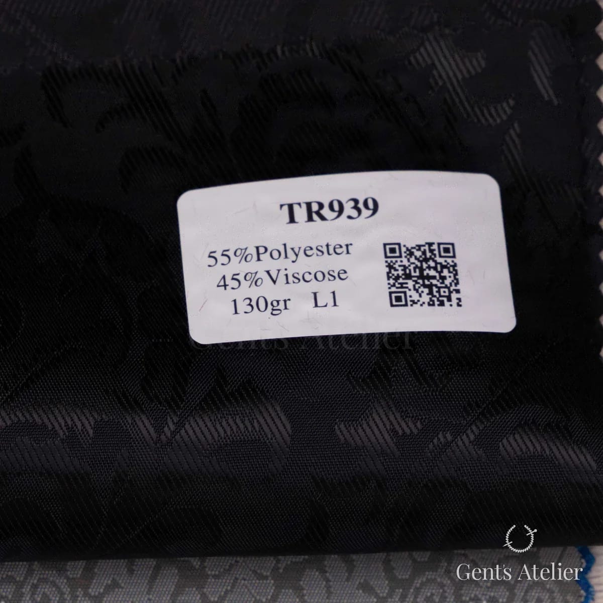 Образец ткани Linings Tone on Tone TR939 с этикеткой, чёрный, рисунок тон в тон