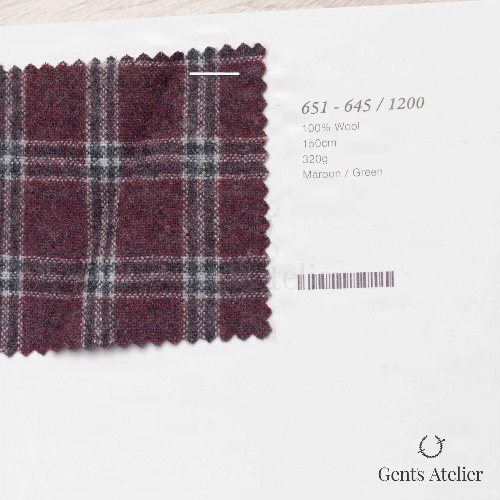 Образец ткани Marzoni 651 - 645 / 1200 с этикеткой — Бордовый / Зелёный