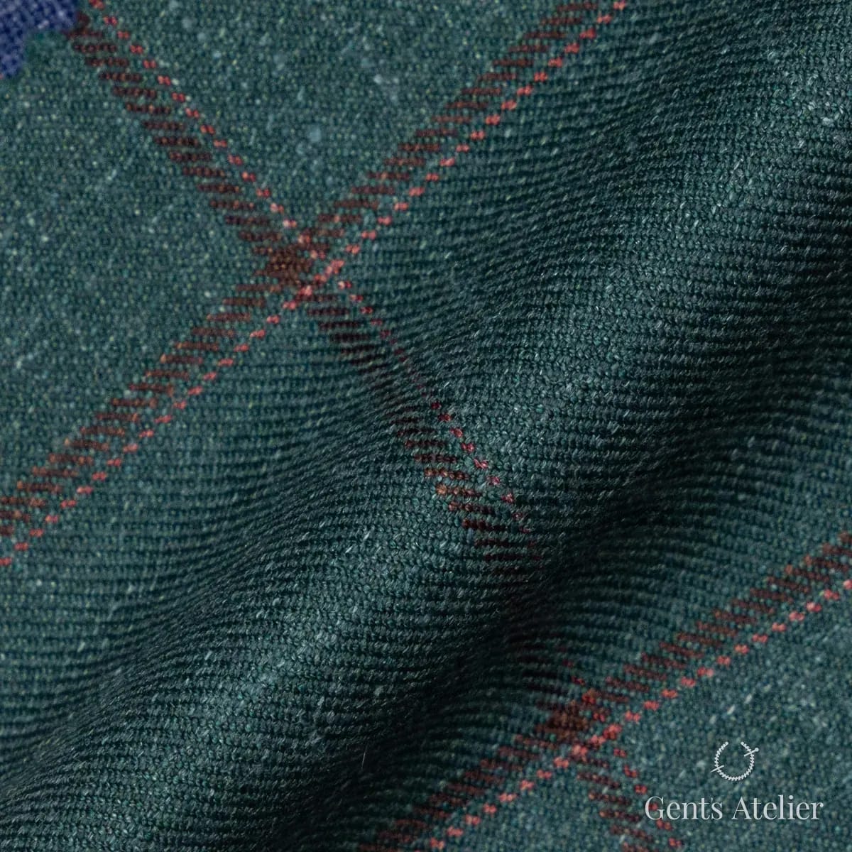 Драпировка ткани Gent's Colors 2299-18 крупным планом