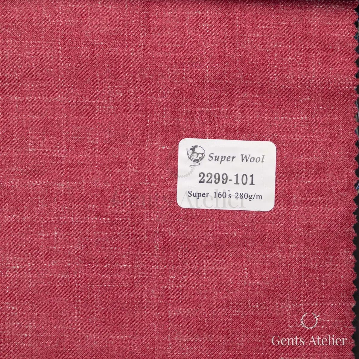 Образец ткани Gent's Colors 2299-101 с этикеткой, красный