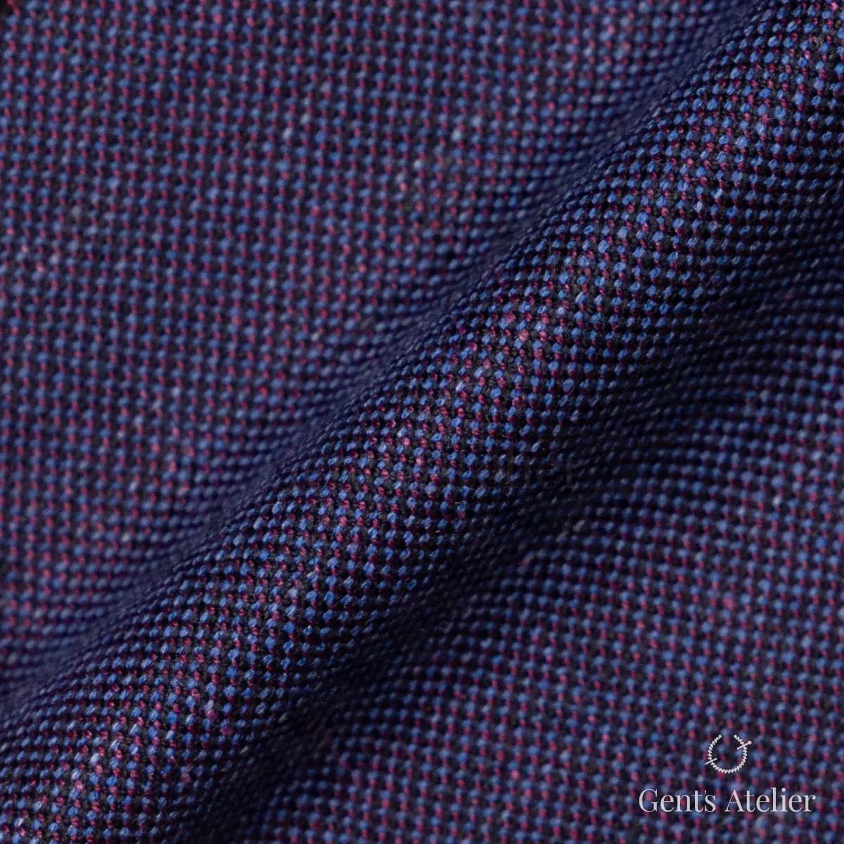 Драпировка ткани Gent's Colors 2899-105 крупным планом