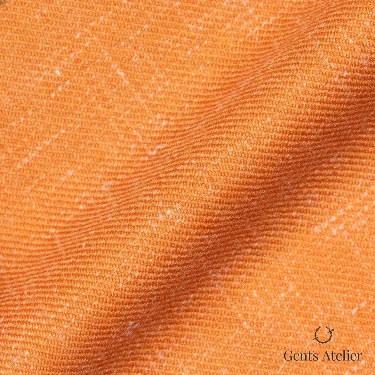 Драпировка ткани Gent's Colors 2899-106 крупным планом