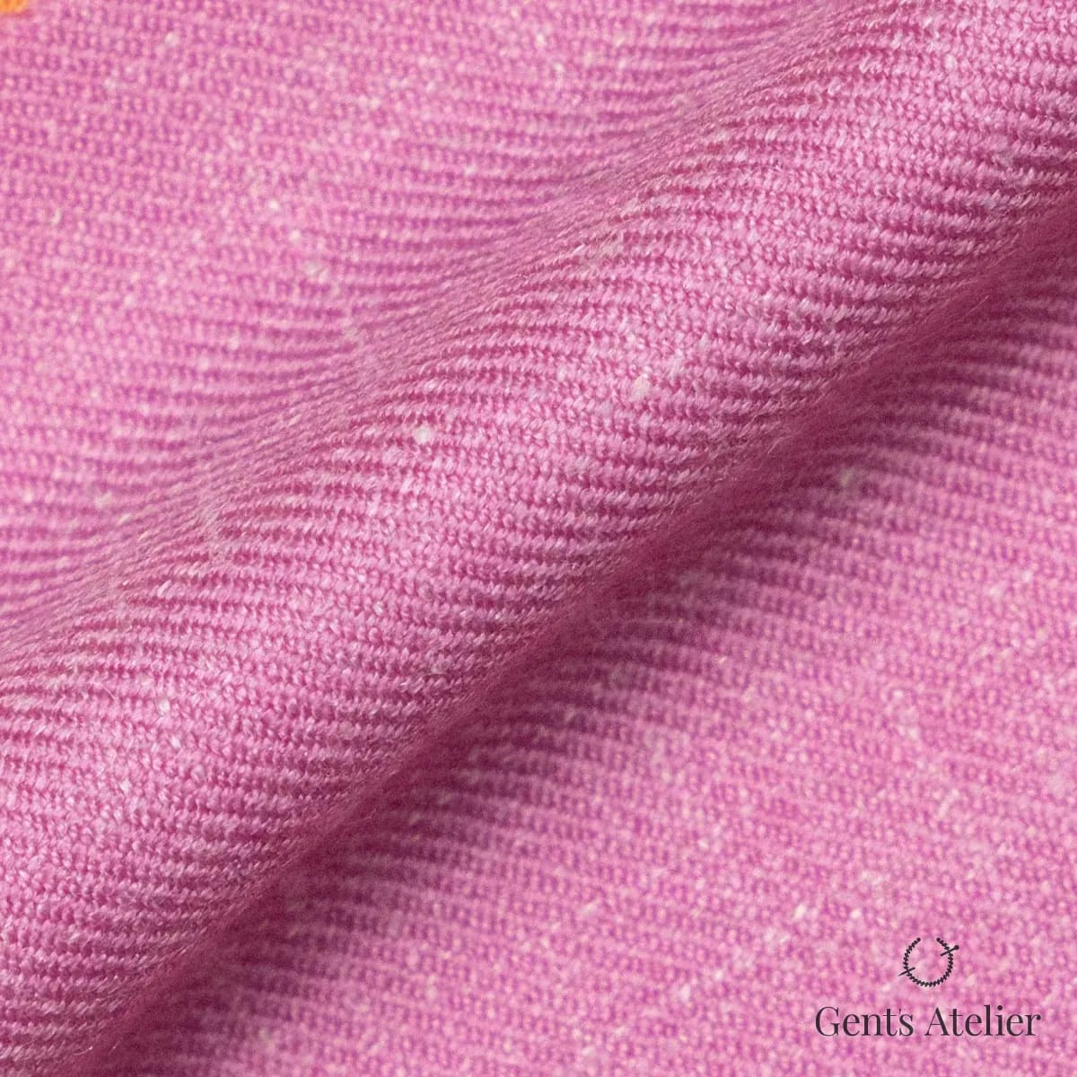 Драпировка ткани Gent's Colors 2899-107 крупным планом
