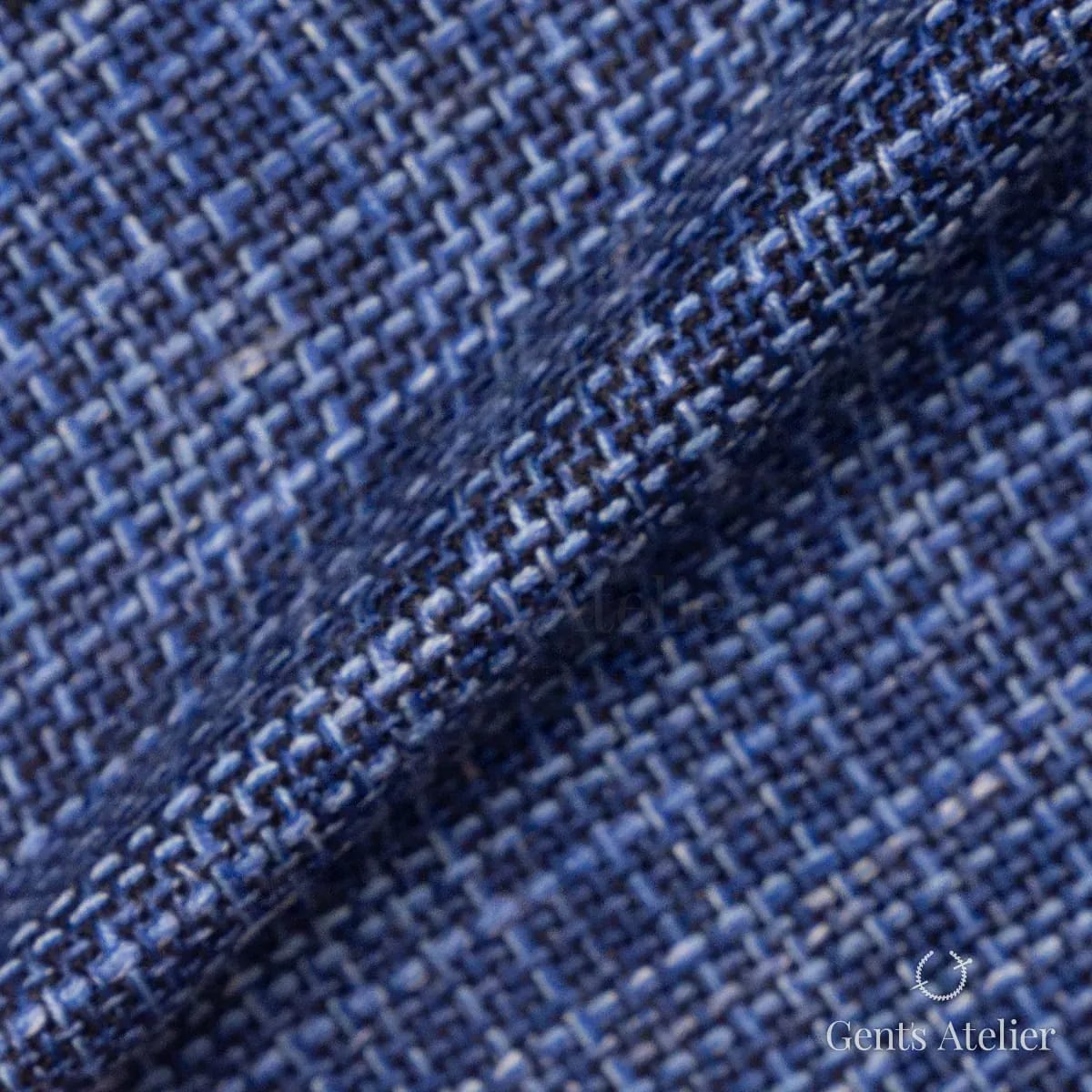 Драпировка ткани Gent's Colors 2699-9 крупным планом