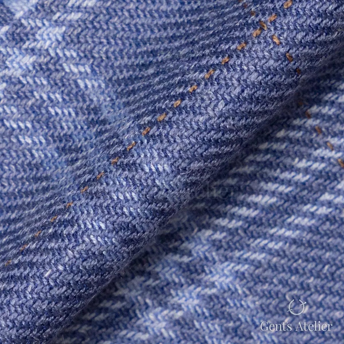 Драпировка ткани Gent's Colors 2699-17 крупным планом