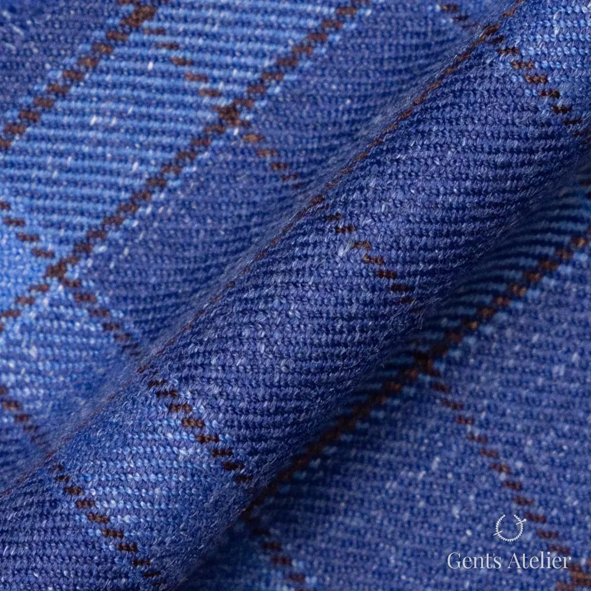Драпировка ткани Gent's Colors 2699-20 крупным планом