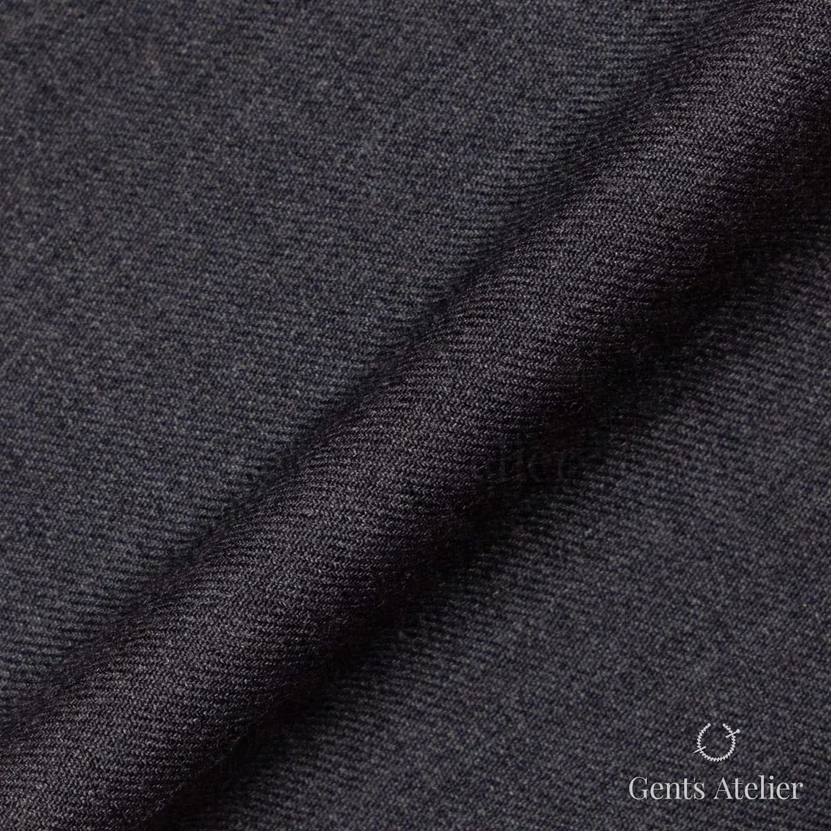 Драпировка ткани Gent's Colors M·K20/8 крупным планом