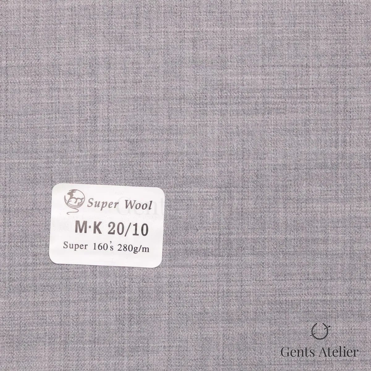Образец ткани Gent's Colors M·K20/10 с этикеткой, светло-серый