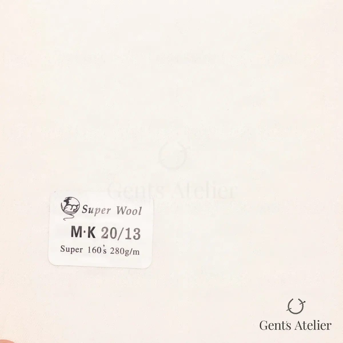 Образец ткани Gent's Colors M·K20/13 с этикеткой, кремовый